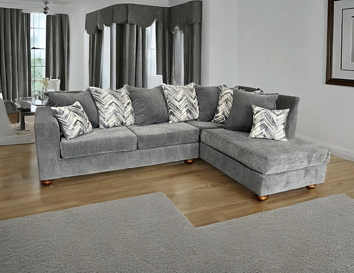 S305 Zander Sectional